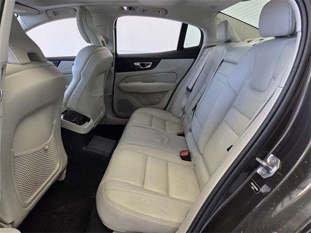 2022 Volvo S60 Recharge Plug-In Hybrid T8 Inscription