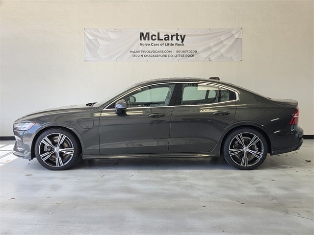 2022 Volvo S60 Recharge Plug-In Hybrid T8 Inscription