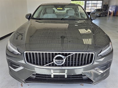 2022 Volvo S60 Recharge Plug-In Hybrid T8 Inscription