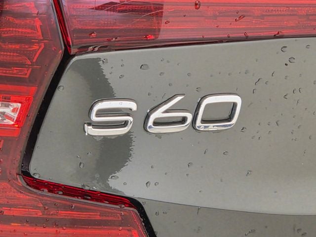 2022 Volvo S60 Recharge Plug-In Hybrid T8 Inscription