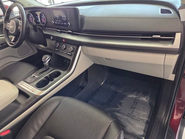 2024 Kia Carnival LX