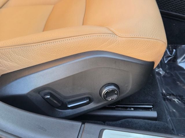 2017 Volvo S90 T6 Momentum