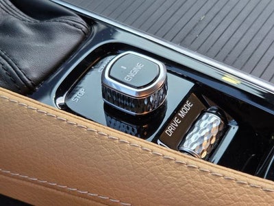 2017 Volvo S90 T6 Momentum