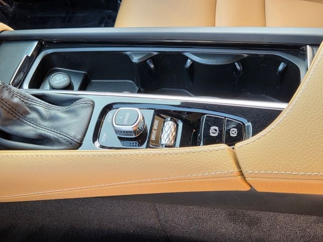2017 Volvo S90 T6 Momentum