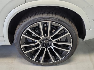 2026 Volvo XC90 B6 Plus 6-Seater