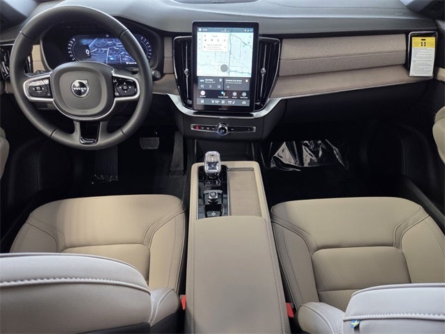 2026 Volvo XC90 B6 Plus 6-Seater