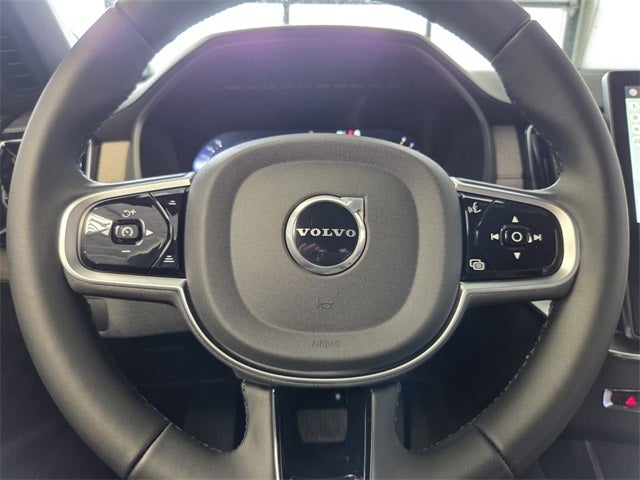 2026 Volvo XC90 B6 Plus 6-Seater