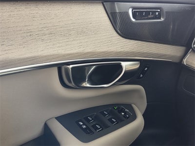 2026 Volvo XC90 B6 Plus 6-Seater