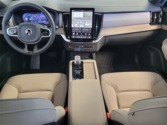 2026 Volvo XC90 B6 Plus 6-Seater