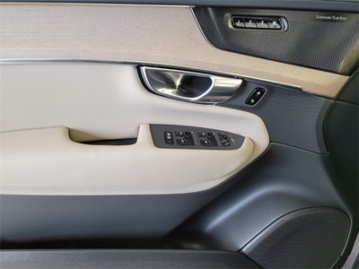 2026 Volvo XC90 B6 Plus 6-Seater