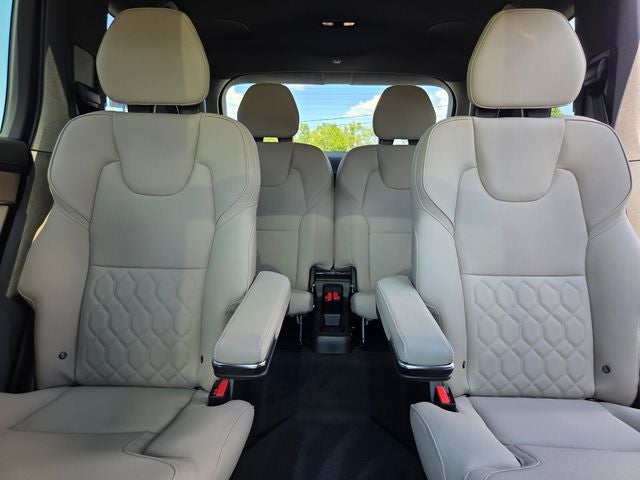 2027 Volvo XC90 B6 Plus 6-Seater