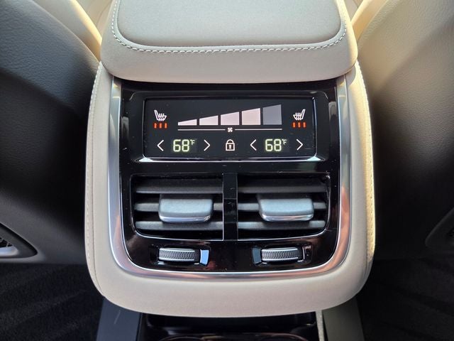 2027 Volvo XC90 B6 Plus 6-Seater