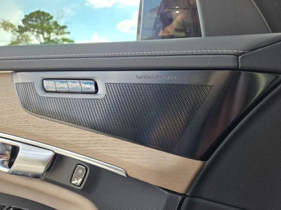 2027 Volvo XC90 B6 Plus 6-Seater