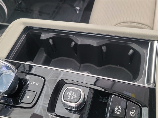 2026 Volvo XC90 B6 Ultra