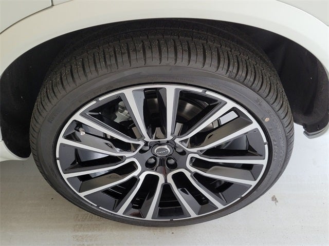 2026 Volvo XC90 B6 Ultra