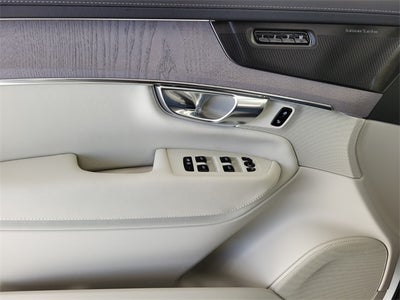 2026 Volvo XC90 B6 Ultra