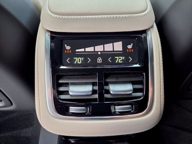 2027 Volvo XC90 B6 Ultra