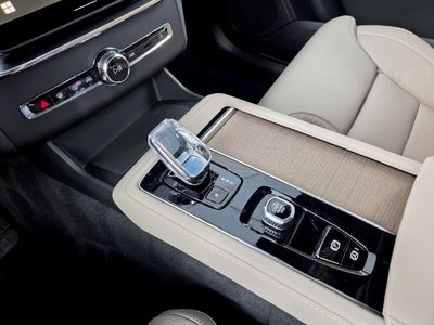 2027 Volvo XC90 B6 Ultra