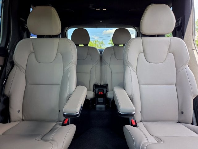 2027 Volvo XC90 B6 Ultra