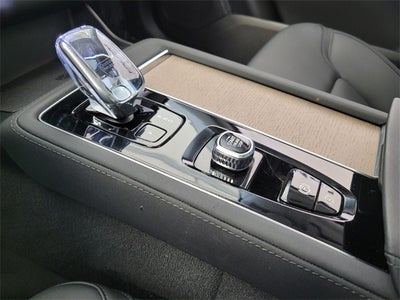 2025 Volvo XC90 B6 Plus 7-Seater 2025.5