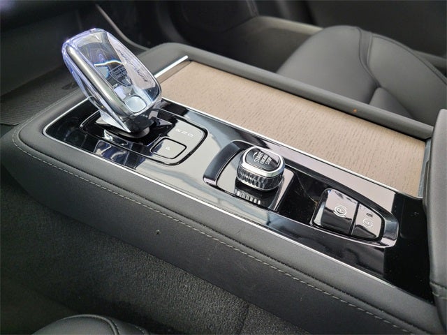 2025 Volvo XC90 B6 Plus 7-Seater 2025.5