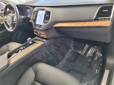 2025 Volvo XC90 B6 Plus 7-Seater