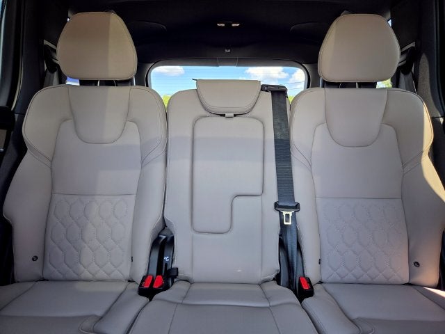 2027 Volvo XC90 B6 Plus 7-Seater