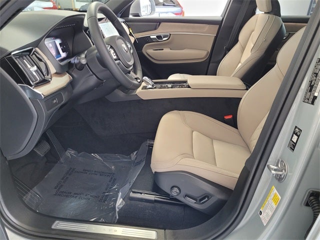 2026 Volvo XC90 B6 Plus 7-Seater