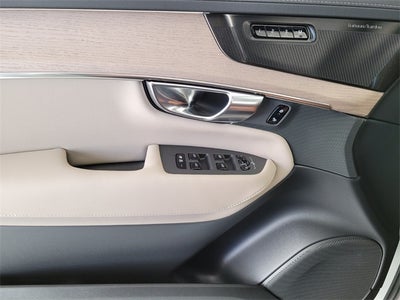 2026 Volvo XC90 B6 Ultra