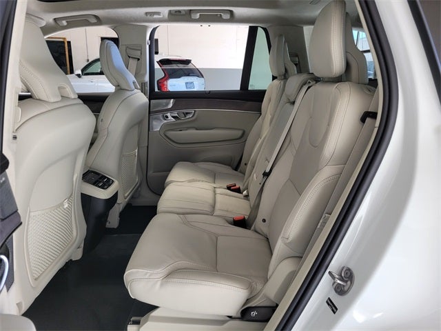 2026 Volvo XC90 B6 Ultra