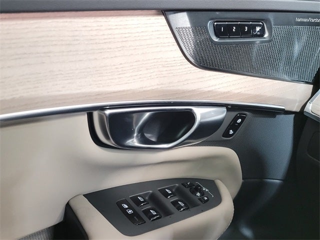 2026 Volvo XC90 B6 Ultra