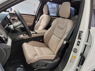 2026 Volvo XC90 B6 Ultra