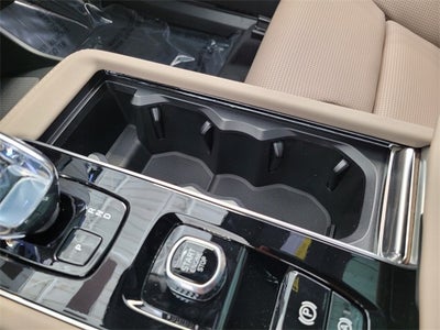 2026 Volvo XC90 B6 Ultra