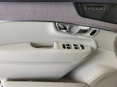 2026 Volvo XC90 B6 Ultra