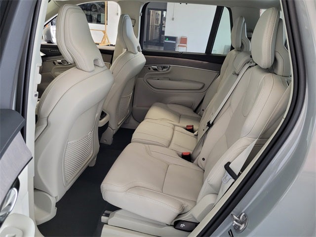 2026 Volvo XC90 B6 Ultra