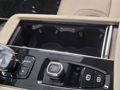 2026 Volvo XC90 B6 Ultra