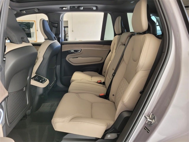 2026 Volvo XC90 B6 Core