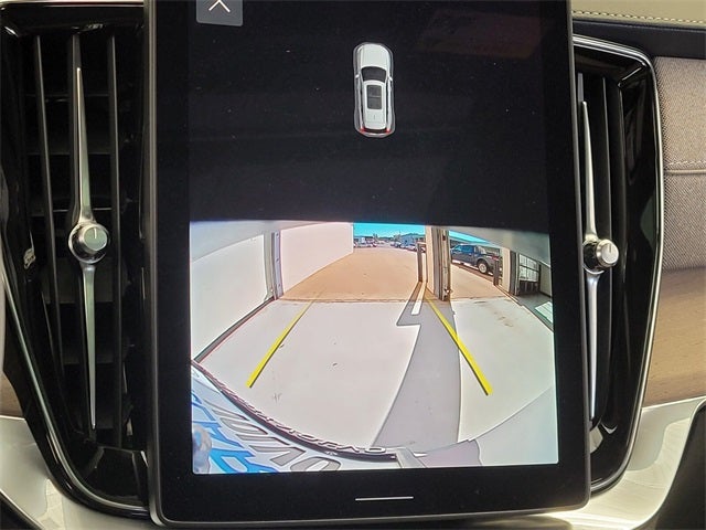 2026 Volvo XC90 B6 Core