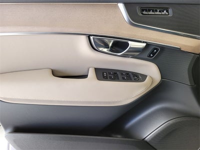 2026 Volvo XC90 B6 Core