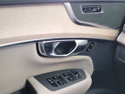 2026 Volvo XC90 B6 Core