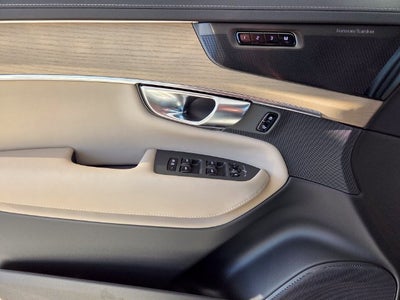 2027 Volvo XC90 B6 Ultra