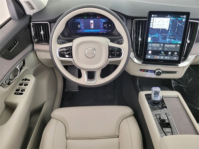 2026 Volvo XC90 B6 Ultra