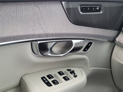 2026 Volvo XC90 B6 Ultra