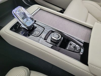 2026 Volvo XC90 B6 Ultra