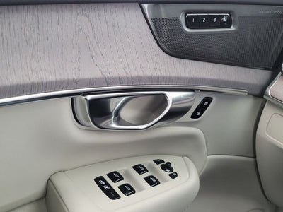 2026 Volvo XC90 B6 Ultra