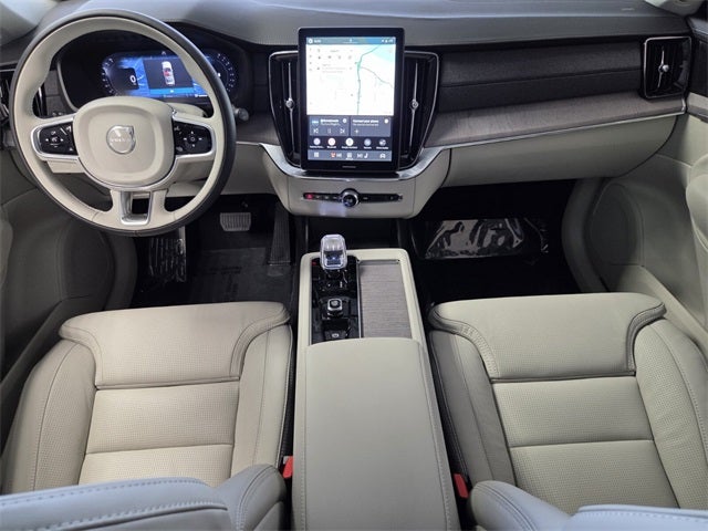 2026 Volvo XC90 B6 Ultra