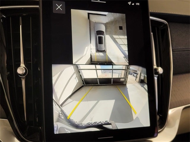 2026 Volvo XC90 B6 Ultra