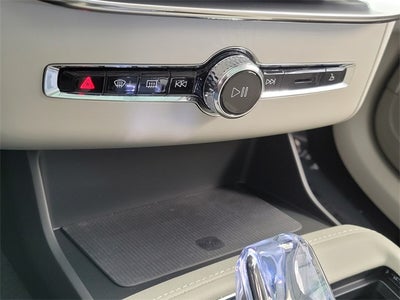 2026 Volvo XC90 B6 Ultra