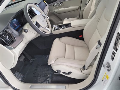 2026 Volvo XC90 B6 Ultra