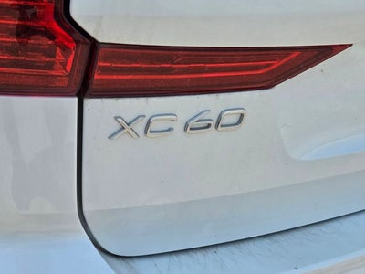 2021 Volvo XC60 T5 R-Design